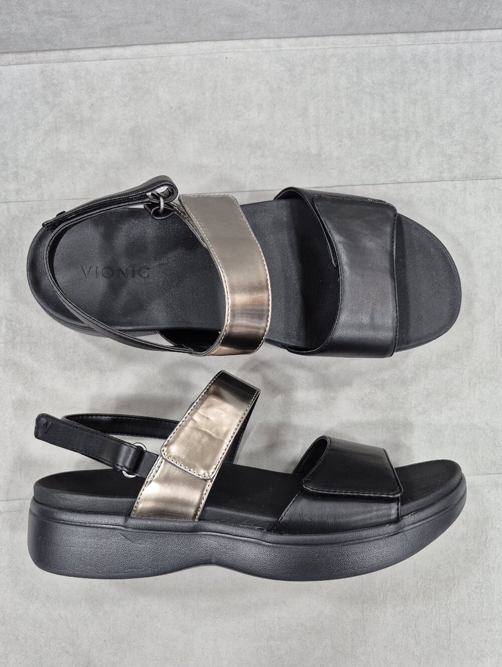 Vionic Fay platform sandals women's 10 black and gold metallic adjustable straps
